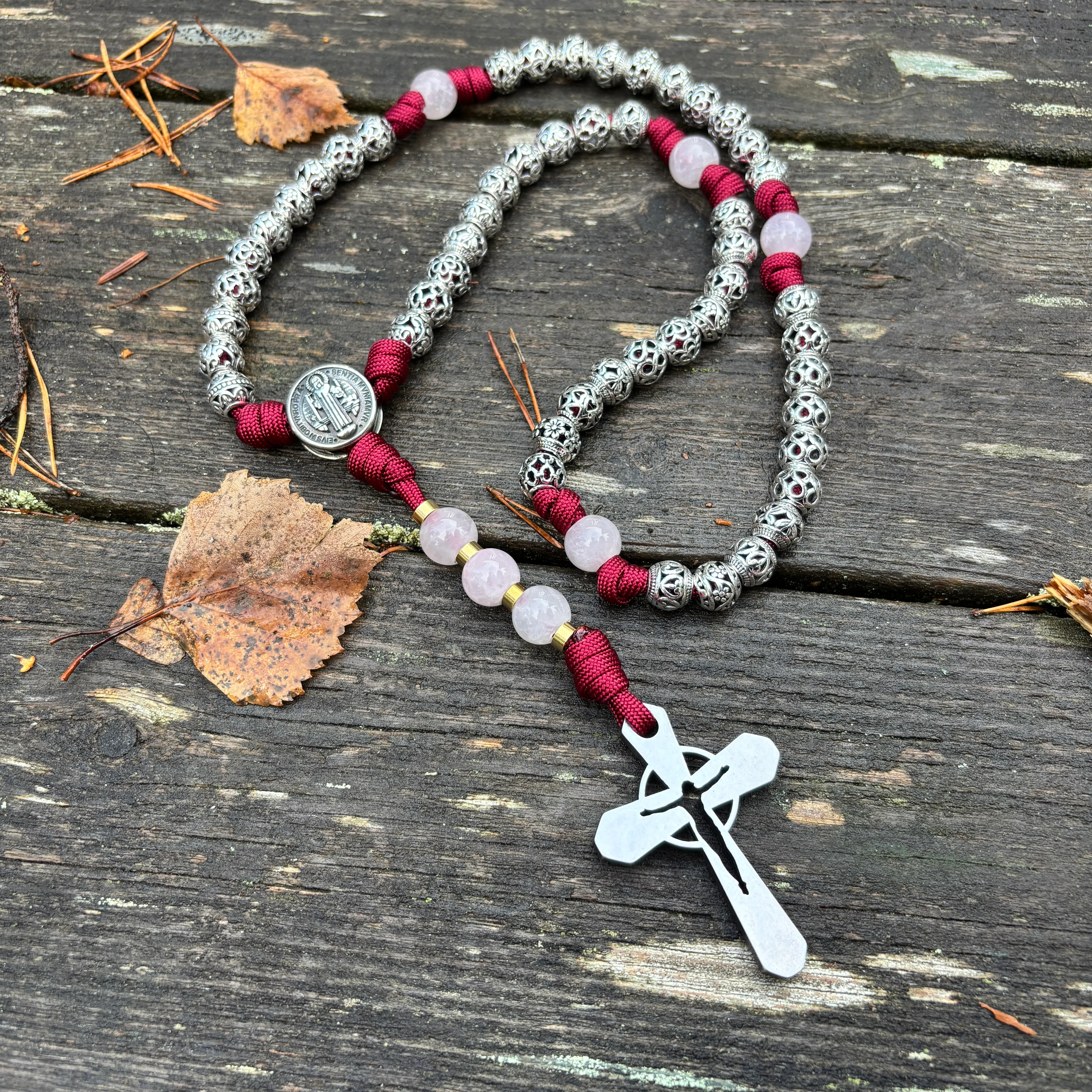 Neck lanyards, rosaries and necklaces